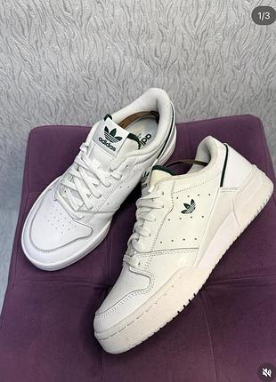 Кросівки adidas team court