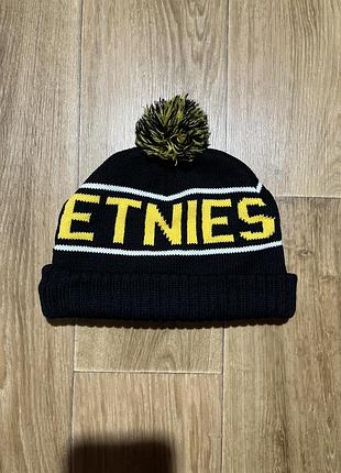 Шапка etnies чорна з помпоном, 100% акрил, великий розмір