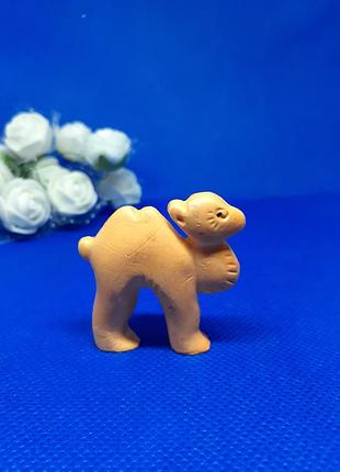 Верблюд іграшкова бакелітова фігурка срср радянська верблюденя