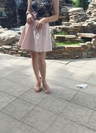 Красива сукня