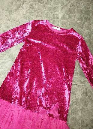 Невероятно красивое платье бархатное с фатином