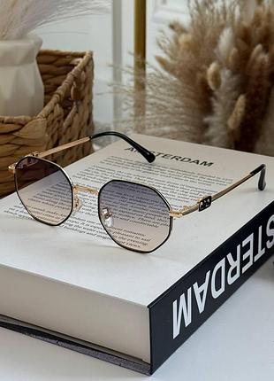 Сонцезахисні окуляри жіночі захист uv400 новинка 2026