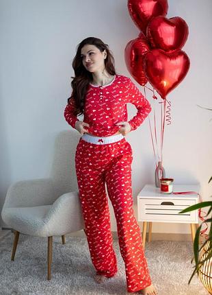 Жіноча піжама в сердечка