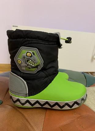 Crocs c9