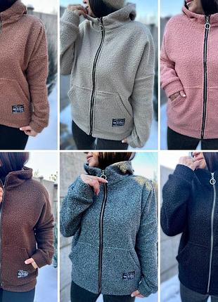 Тепла жіноча кофта-куртка баранчик