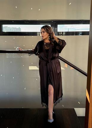 Халат с кружевом