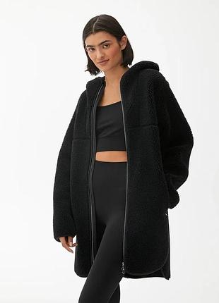 Куртка arket hooded pile jacket