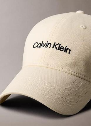 Кепка calvin klein