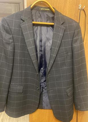 Чоловічий піджак