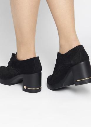 Черные замшевые туфли на устойчивом каблуке 40 размера5 фото