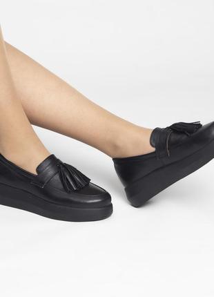 Кожаные черные лоферы - туфли с кисточками 38 размера5 фото