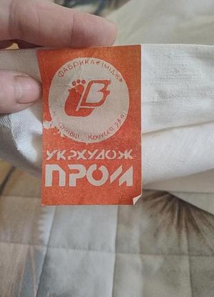 Скатерть +5 салфеток с этикеткой чернушки укр художник
