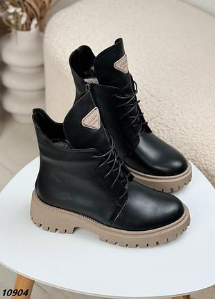 Кожаные женские ботинки