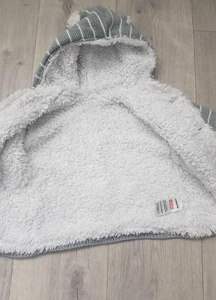 Кардиган на 6-9 месяцев 2