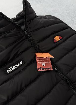 Жилет чорний elisse