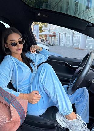 Велюровий костюм