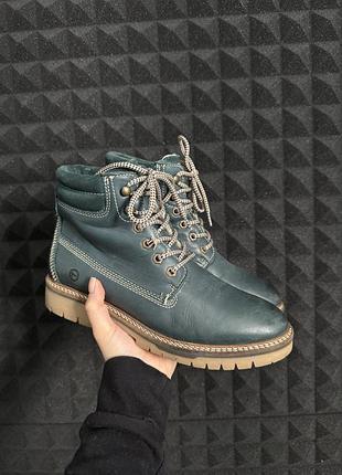 Жіночі зимові черевики