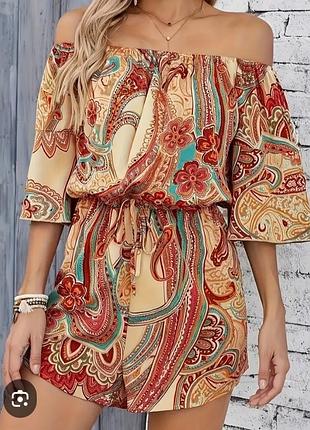 Женский комбинезон с шортами