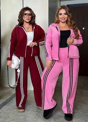 Костюм женский