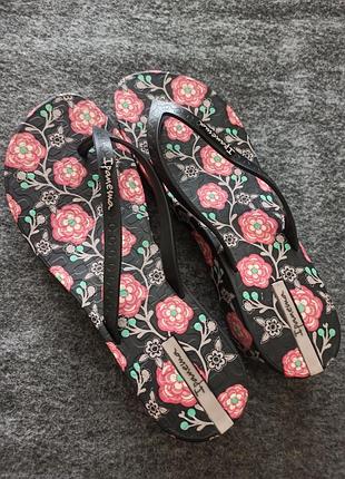 Босоножки детские