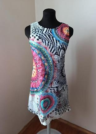 Плаття стильне брендове