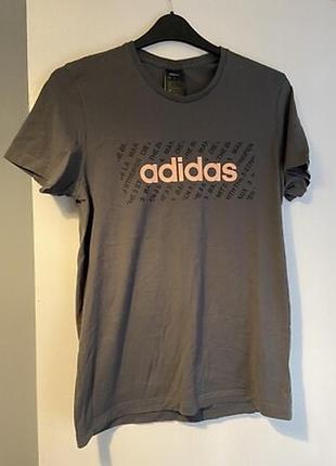 Футболка adidas розмір м