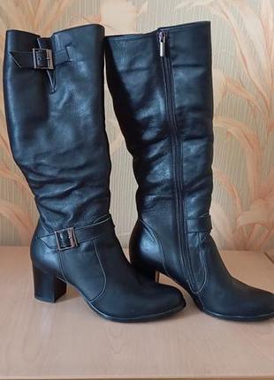 Жіночі зимові чоботи