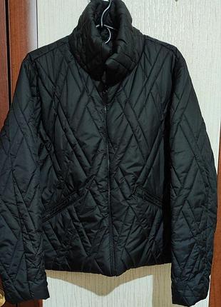 Жіноча куртка