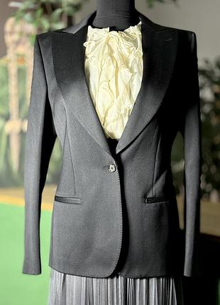 Смокінговий піджак