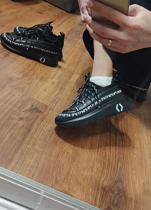 Кроссовки новые кожа и текстиль