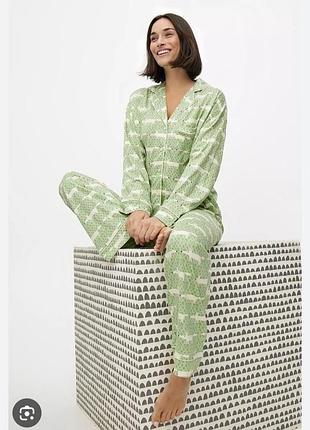 Домашній костюм/піжама
жіноча