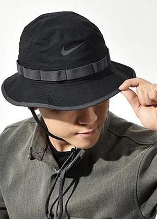 Новая панама nike tech
