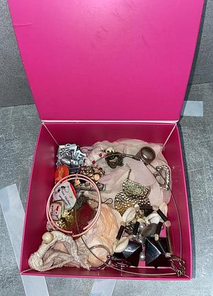 Лот біжутерії