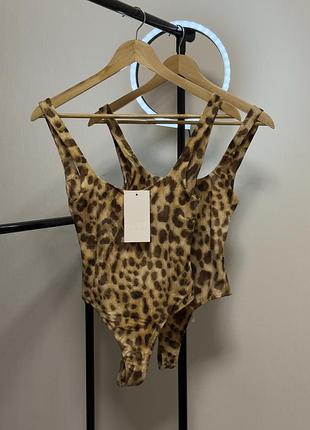 Боді лео принт zara
