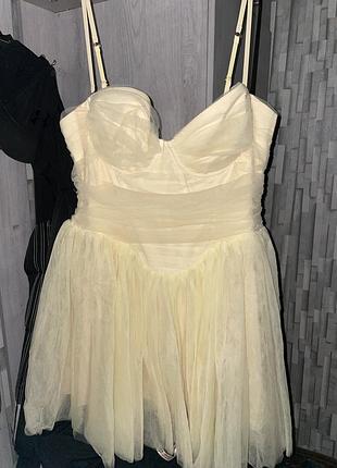 Сукня пишна,жовта, новенька !!!