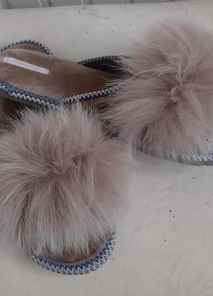 Жіночі тапочки капці