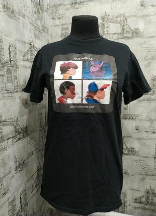 Черная футболка очень хорошого качества