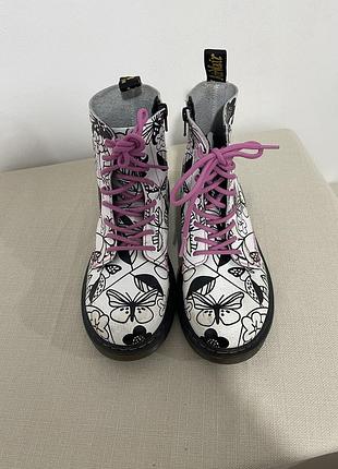 Dr.martens baby girl