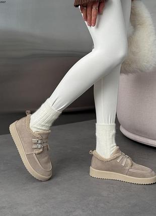 Зручні зимові лофери