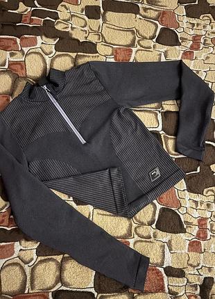 Лонг спортивный топ