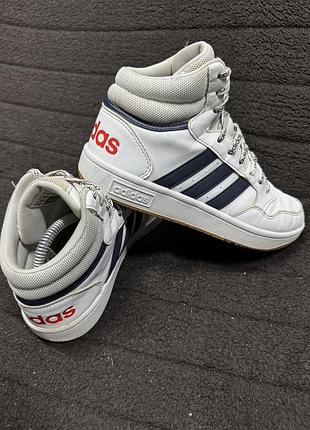 Кросівки adidas