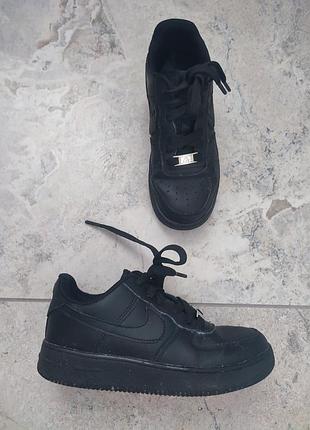 Кроссовки кроссовки