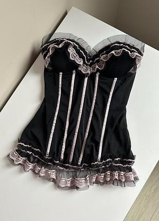 🫠очень красивый корсет в сеточку трусики в подарок