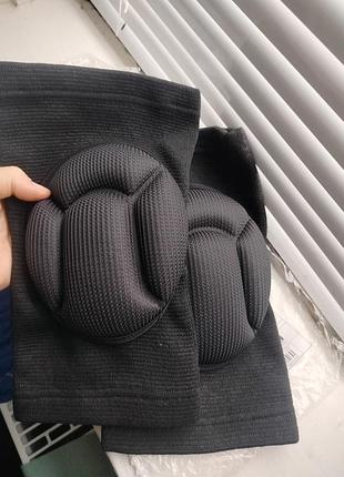 Наколенники для спорта для подростка черного цвета