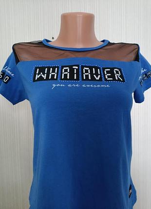 Летняя нарядная футболка