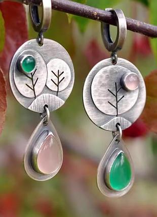 Серьги в стиле ретро асимметрия