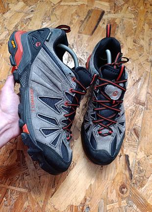 Оригінальні демісезонні на мембрані не промокні кросівки merrell gore-tex