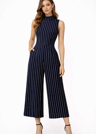 Синий комбинезоне палаццо в полоску