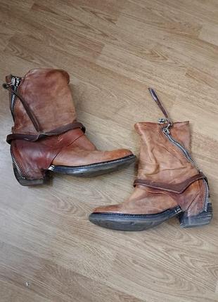 Ботинки, ковбойки, кожаные