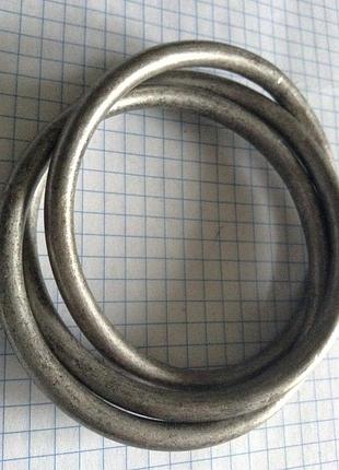 Цікава прикраса на руку. браслет 3 в 1